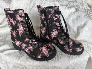 Jellypop Black Pink Rose Floral Lace Up Combat Boots Size 5.5